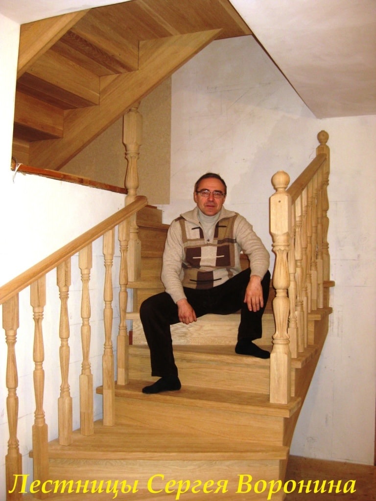 Лестница на 2й этаж дома деревянная, 2020 год, мастер Сергей Воронин, Воронеж